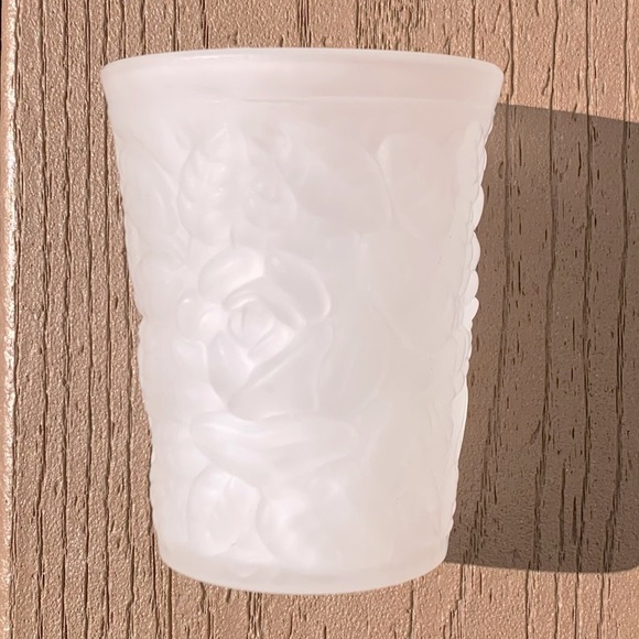 VINTAGE IRVING W RICE & CO 3 PC VANITY BATH SET PRESSED GLASS LALIQUE STYLE NWTS - Picture 8 of 9